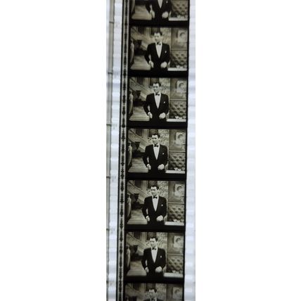 NOTORIOUS. Pk MTP - A005e. 1 STRIP OF 5 - 35MM FILMCELLS