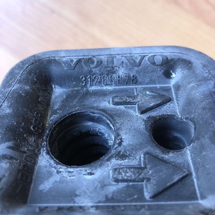 Volvo V70 XC70 S80 V60 Front Door Wiring Rubber Bellows 31288878