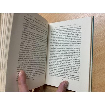 1960 1ST UK EDITION EMILY KIMBROUGH "IT GIVES ME GREAT PLEASURE" HB BOOK (P3)