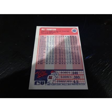 1990 Fleer Card # 262 Milt Thompson Excellent-Mint (6) St Louis Cardinals