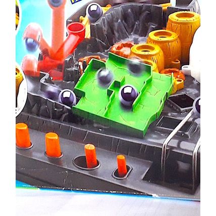 1990's SKULL ISLAND a CHILDREN's GAME Twisty Marble Track COMPLETE FAIR to GOOD
