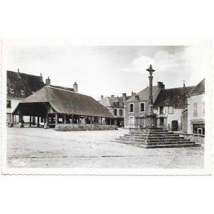 36 - Ste Sevère - le marché couvert