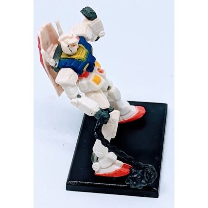 Banda Gundam RX-78-2 Hammer Figurine