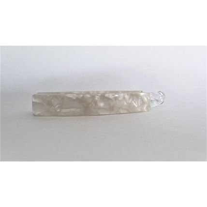 Shimmering pearly white marbled banana hair claw clamp clip
