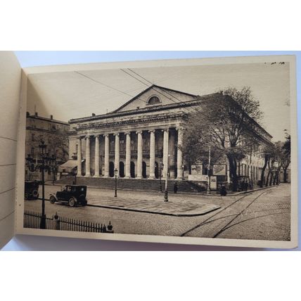 Postcards Nimes, France. Book of 20. Unposted