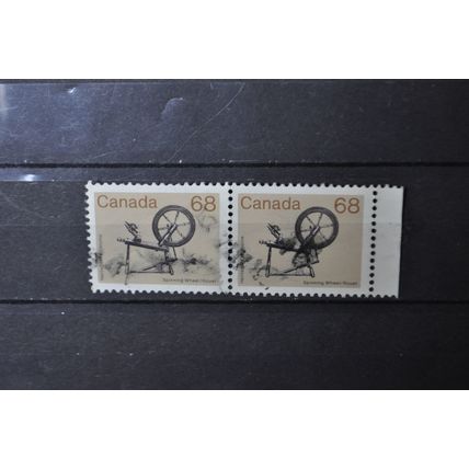 CANADA SG 1068 USED pair