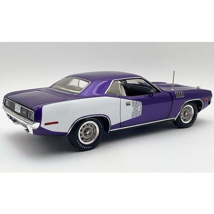 1/18 ( IB ) 1971 Plymouth Barracuda Violet Metallic and White Limited Edition