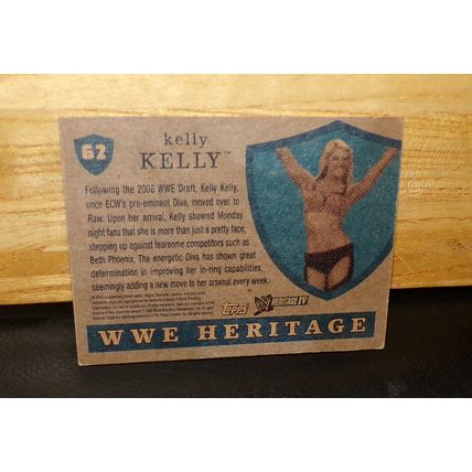 TOPPS HERITAGE IV-4 2008 WWE DIVA KELLY KELLY CARD #62