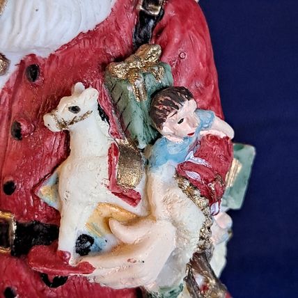 International Resourcing SANTA Claus 4 1/2 FIGURINE 1992 Christmas United States