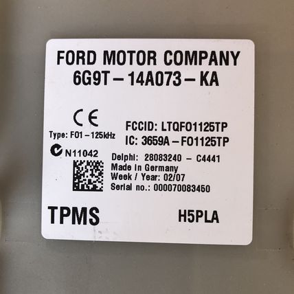 08 09 Land Rover LR2 Interior Fuse Relay TPMS Junction Box LR023904 OEM