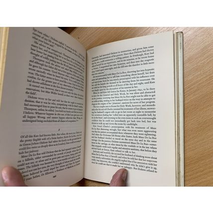 1968 "THE MAKING OF CHARLES DICKENS" CHRISTOPHER HIBBERT HARDBACK BOOK (P4)