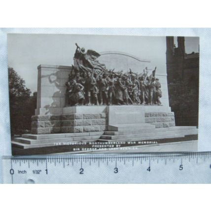vintage postcard Northumberland War Memorial