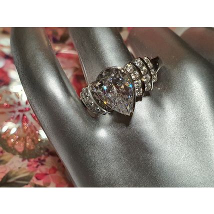 Large 12ct Pear Cut Solitaire Ring Made With Swarovski Zirconia Sz K Plat Silver