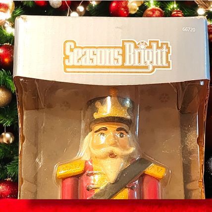 Woods Seasons Bright Nutcracker Soldier 6 Outlet Tap Decorative Cover New