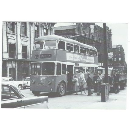 TROLLEYBUS 1944 KARRIER BRADFORD CORPERATION
