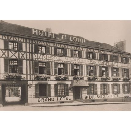 Hotel Saint-Louis Et De La Poste Autun Le Romain RPC Postcard