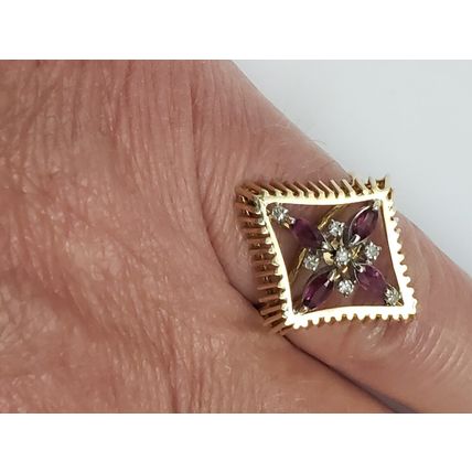 Vintage Unique 14K Yellow Gold Ring: .75ct Genuine Amethysts & Diamonds, s 7