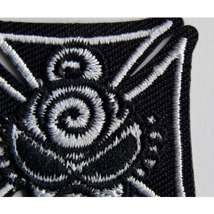 Iron Cross Iron or Sew Embroidered Patch Badge Patches Logo Fancy Badges P349