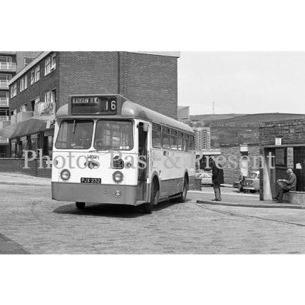 Halifax Blackshaw Head Bus at Station 1975, Large Photo
