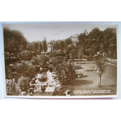 1949 postcard Pleasure Gdns.& War Memorial, Bournemouth