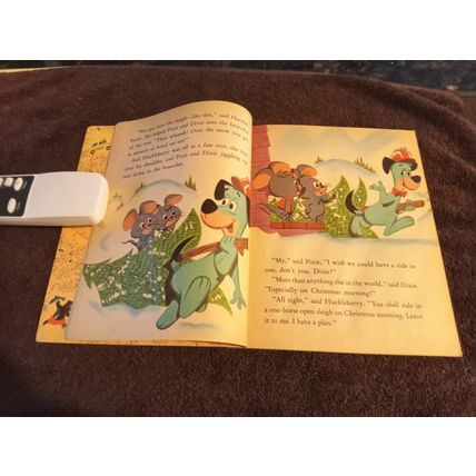 Little Golden Book Huckleberry Hound And The Christmas Sleigh (C) Edition 1960