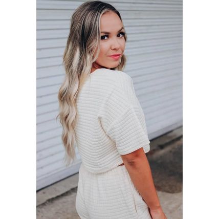 White Lattice Textured Cropped Tee and Jogger Pants Set