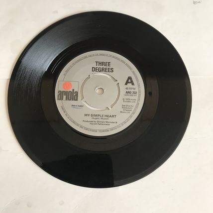 THREE DEGREES - My simple heart - Hot summer night - ARO-202