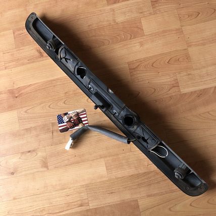 98 99 00 Volvo V70 R XC70 Tailgate Hatch Handle License Plate Lights 9485531