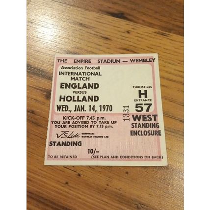 1970 England vs Holland / Netherlands – Programme & Ticket **FREE P&P**