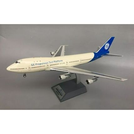B747-100 GENERAL ELECTRIC N747GE W/STAND - INFLIGHT 200 IF742GE01 1/200 - SALE