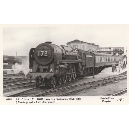 70020 Train Leaving Swindon Railway Station Postcard