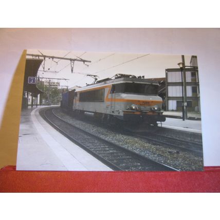 no 407286 engine, LYON PERRACHE, LYON, FRANCE 2001 photograph.. railway #