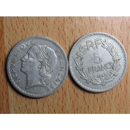 France Republic 1945 5 Francs Coin