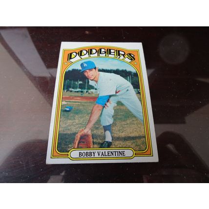 1972 Topps Card # 011 Bobby Valentine Very Good (3) Los Angeles Dodgers