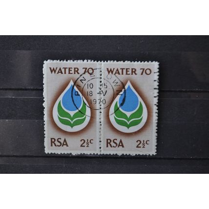 SOUTH AFRICA SG 0299 USED pair