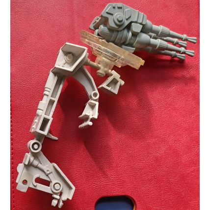 STAR WARS " MILLENIUM FALCON PARTS,QUAD GUNS ETC " UK FREEPOST