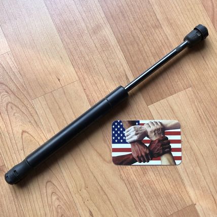 Volvo 30649516 Hood Lift Support OEM Quantity 1 S80 V70 XC70