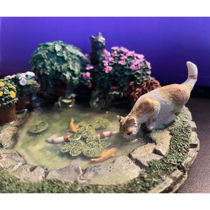 Ornamental Pond with Cat for a Dollshouse Garden