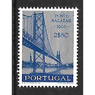 PORTUGAL 1966 SALAZAR BRIDGE LISBON 2e.80 BLUE AND SILVER SG1269 M / MINT