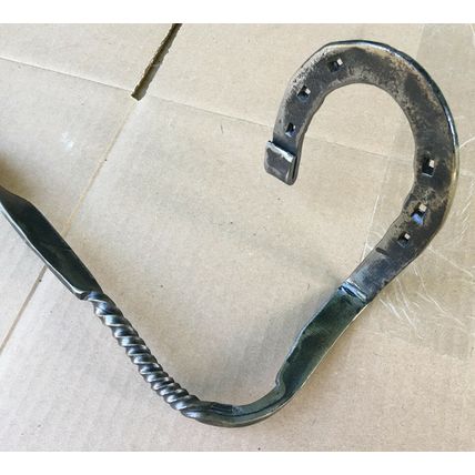Iron Horseshoe Towel Bar bath holder rack robe wall wount homemade craft