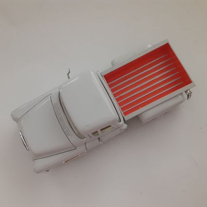 1955 Chevy Stepside Truck 1/24 Scale Motormax Moving Parts White Chevrolet READ