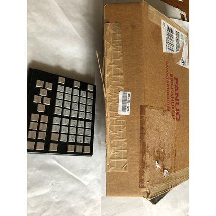 NEW FANUC N860-1614-T011 KEYBOARD PANEL,BUHIN N86D-1613-R101/20 RS,FM
