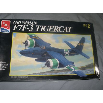 AMT 1/48 GRUMMAN F7F-3 TIGERCAT WW2 U.S. Navy Fighter