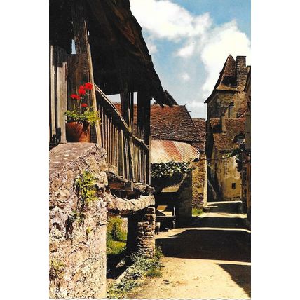 46 - CARENNAC - VIELLES MAISONS