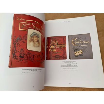 1995 "THE TREASURES OF CHILDHOOD" ILLUSTRATED LARGE HEAVY PAPERBACK BOOK (XX)
