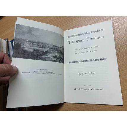 1962 "TRANSPORT TREASURES" BRITISH TRANSPORT COMMISSION PAPERBACK BOOK (LL)