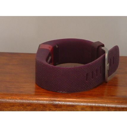 Pre-Owned Purple Fitbit Smart Band Watch (For Parts)