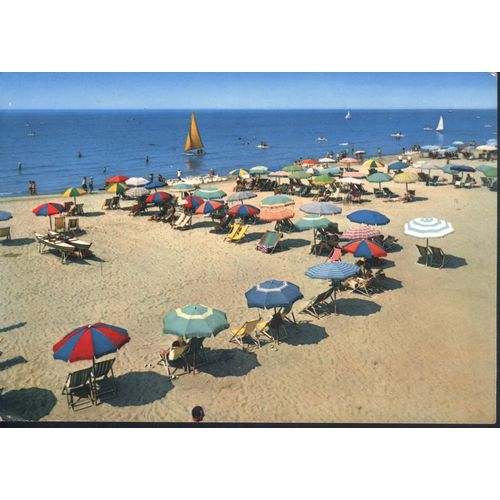 Italy Postcard 1971 - Lidom Di Camaiore (The Beach)