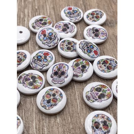 15mm Wooden Buttons Skull Pattern Sewing Scrapbooking Decoration Knitting Crafts