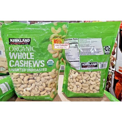 Kirkland Signature Organic Whole Cashews Unsalted Unroasted 40oz 1.13kg (2 Bags)